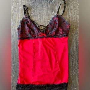 Lacy red y2k top